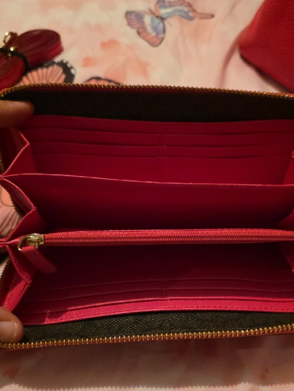 Coach Pink Leather Satchel with Matching Wallet and Strap - Picture 5 of 10